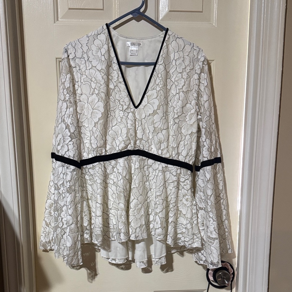 VENUS White Lace V-Neck Blouse with Black Trim
